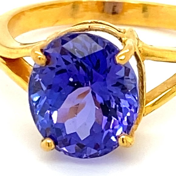 Tanzanite 5.10ct Solid 22K Yellow Gold Ring - Picture 8 of 8
